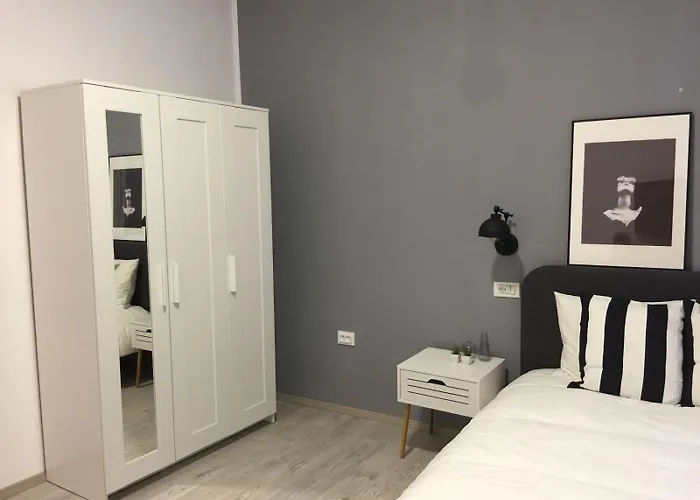 Luxury 2Bdrm Apt