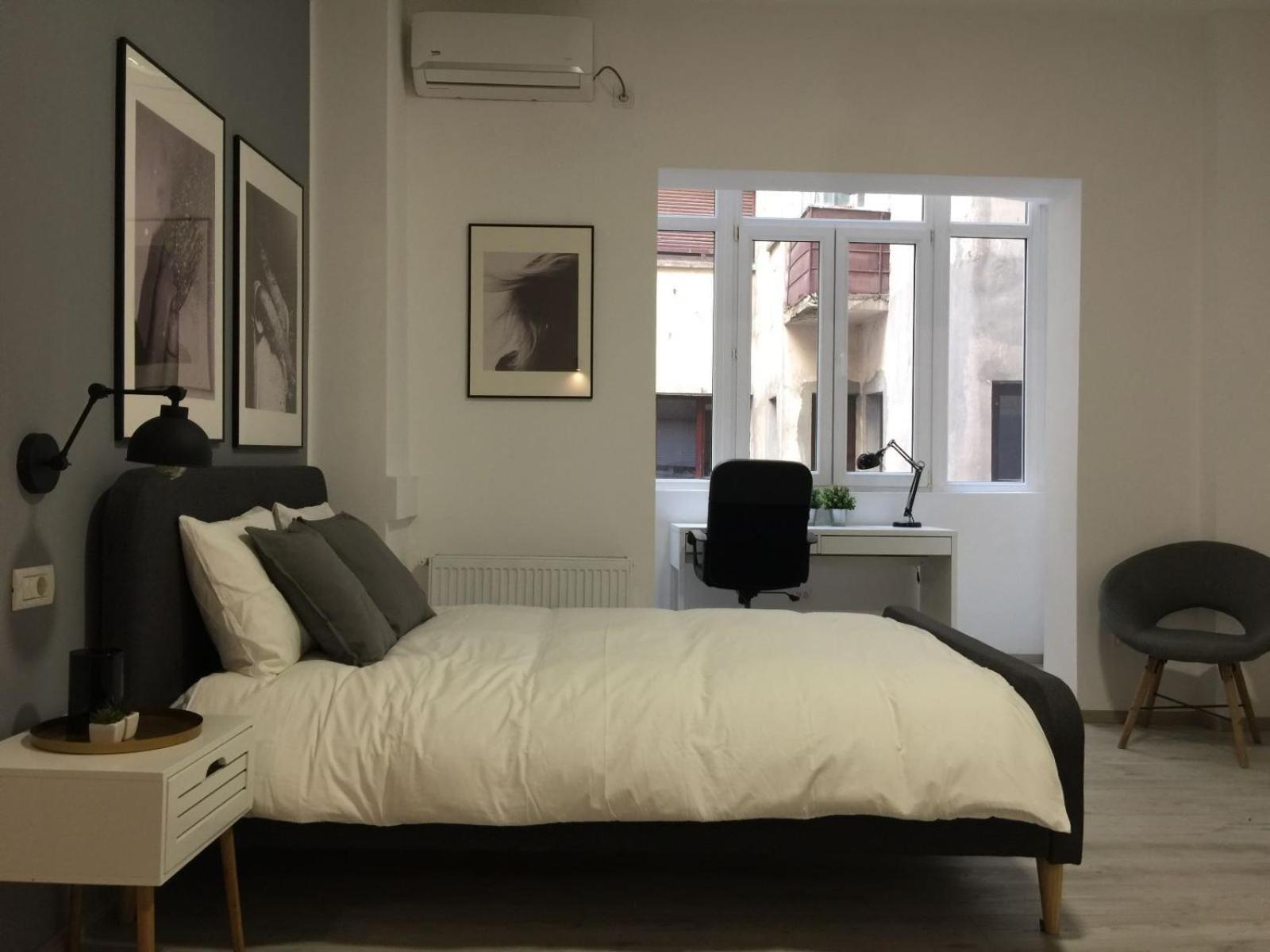 Luxury 2bdrm Apartment
